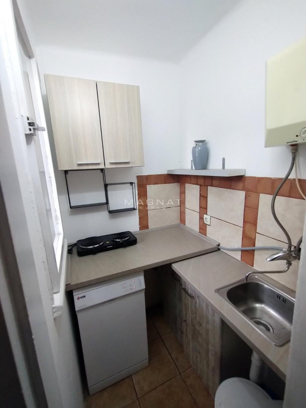 Slika 5 - Dubrovačka, Dvosoban stan za izdavanje, 40m2, 600€