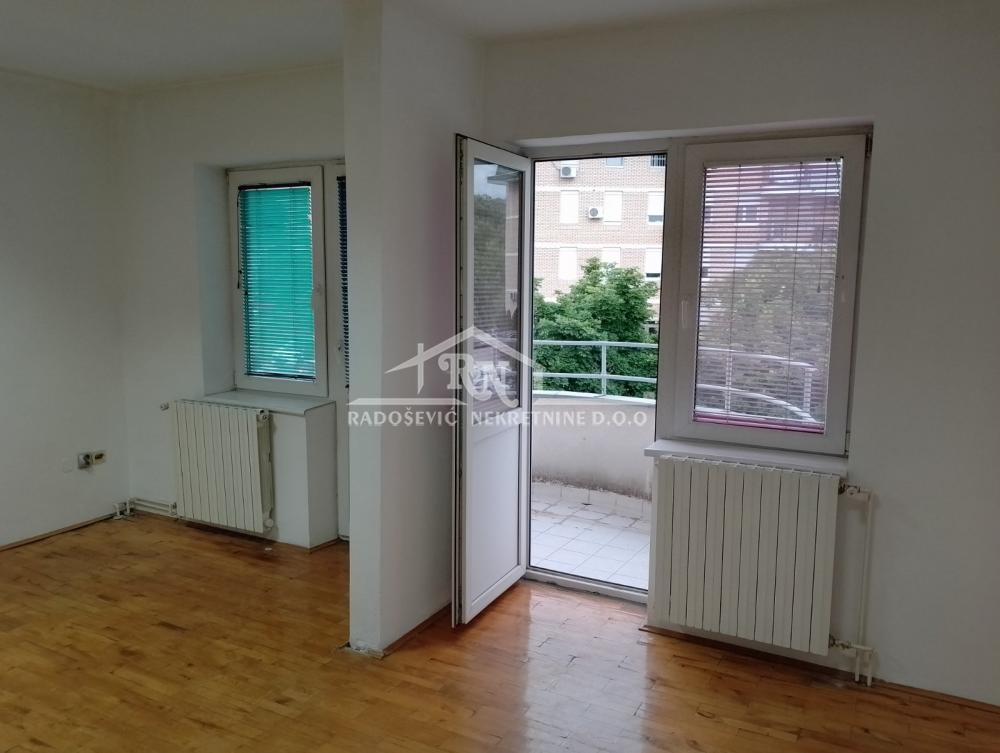 Slika 5 - Arčibalda Rajsa,  Kuća za izdavanje, 180m2, 1.200€