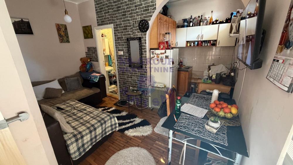 Slika 7 - Jednoiposoban stan na prodaju, 26m2, 80.000€