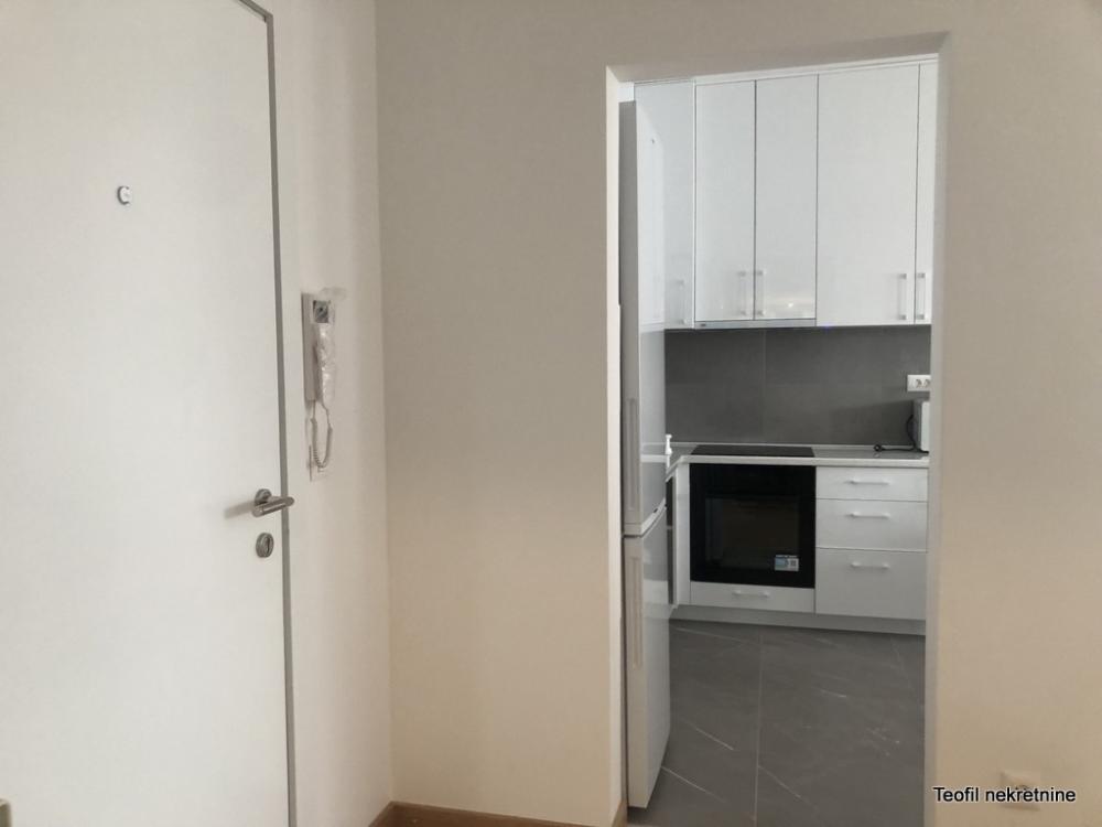 Slika 5 - Bulevar JNA, Dvosoban stan za izdavanje, 46m2, 650€