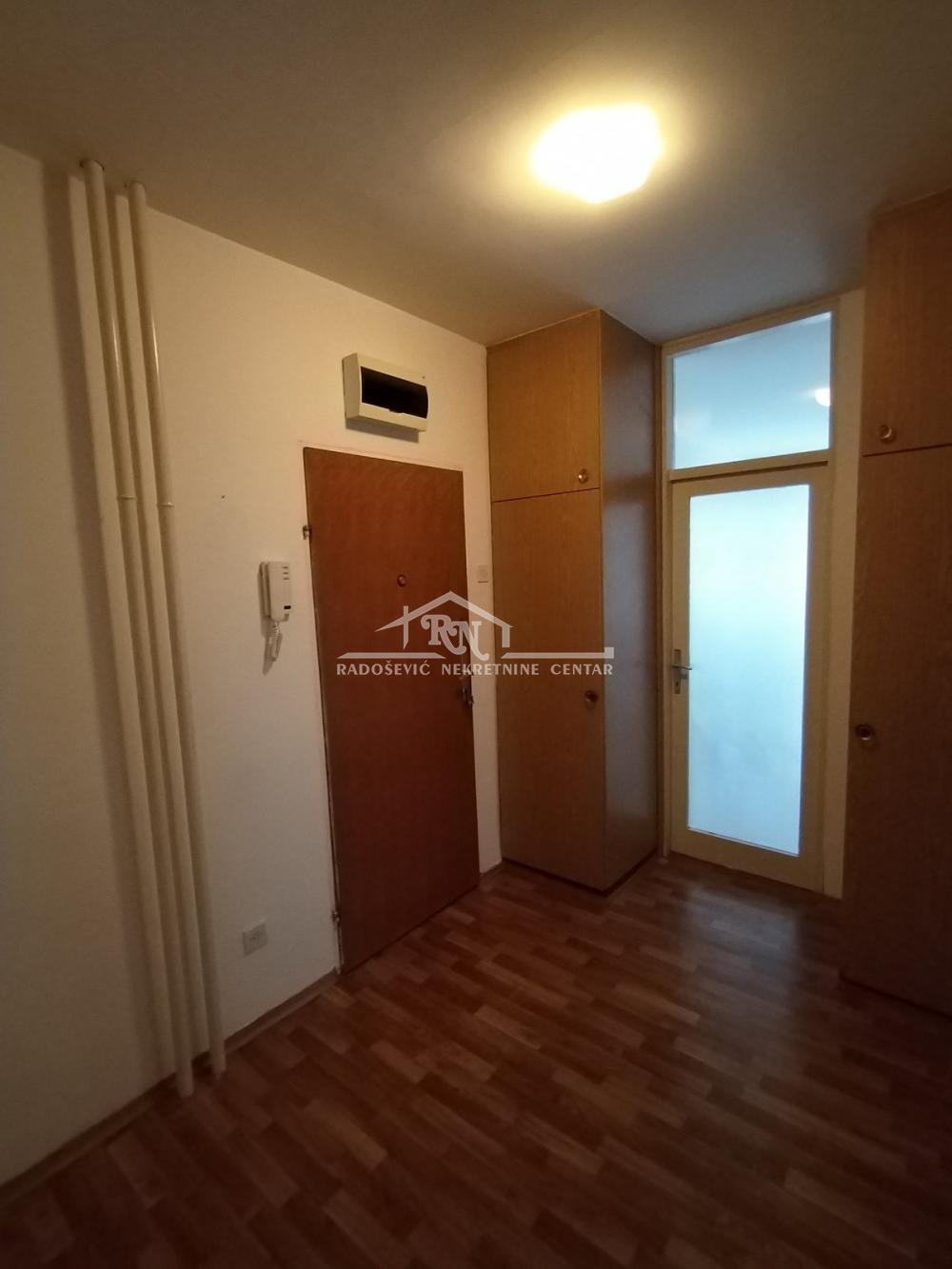 Slika 9 - Karađorđeva, Trosoban stan za izdavanje, 78m2, 760€