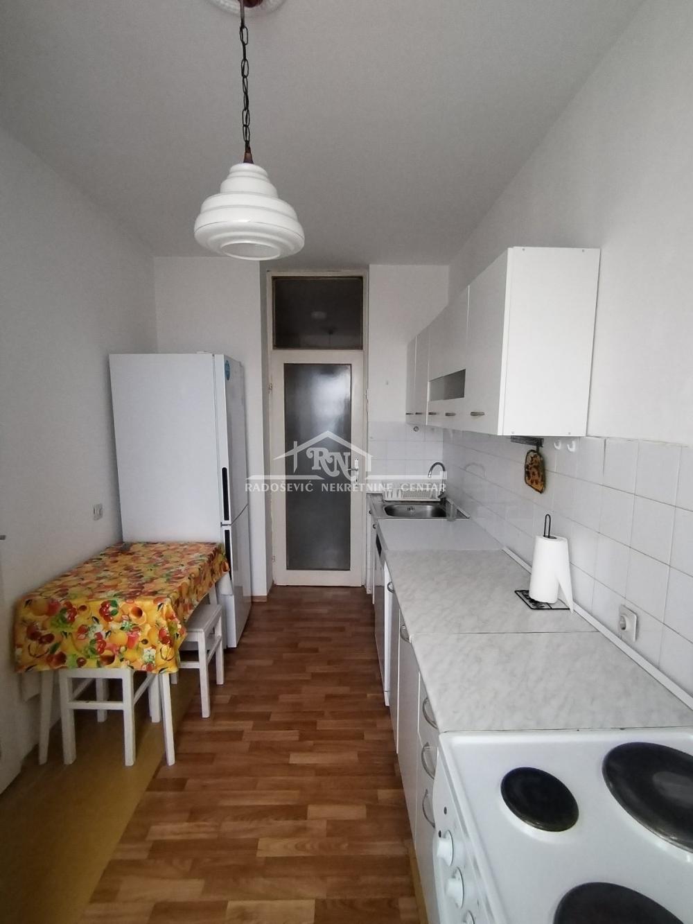 Slika 5 - Karađorđeva, Trosoban stan za izdavanje, 78m2, 760€