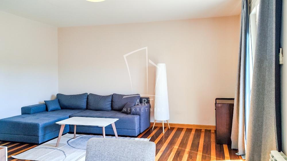 Slika 2 - Lomina, Dvosoban stan za izdavanje, 65m2, 1.000€