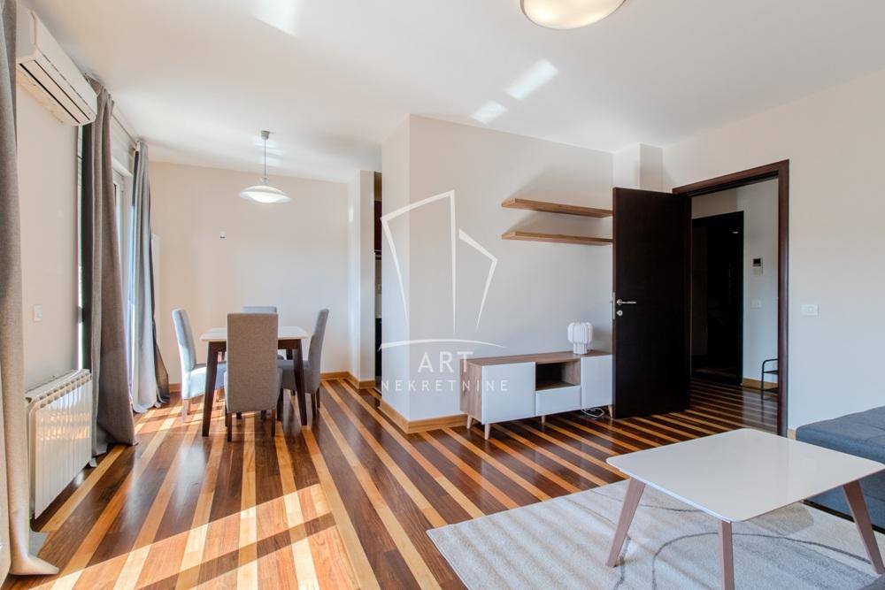 Slika 5 - Lomina, Dvosoban stan za izdavanje, 65m2, 1.000€