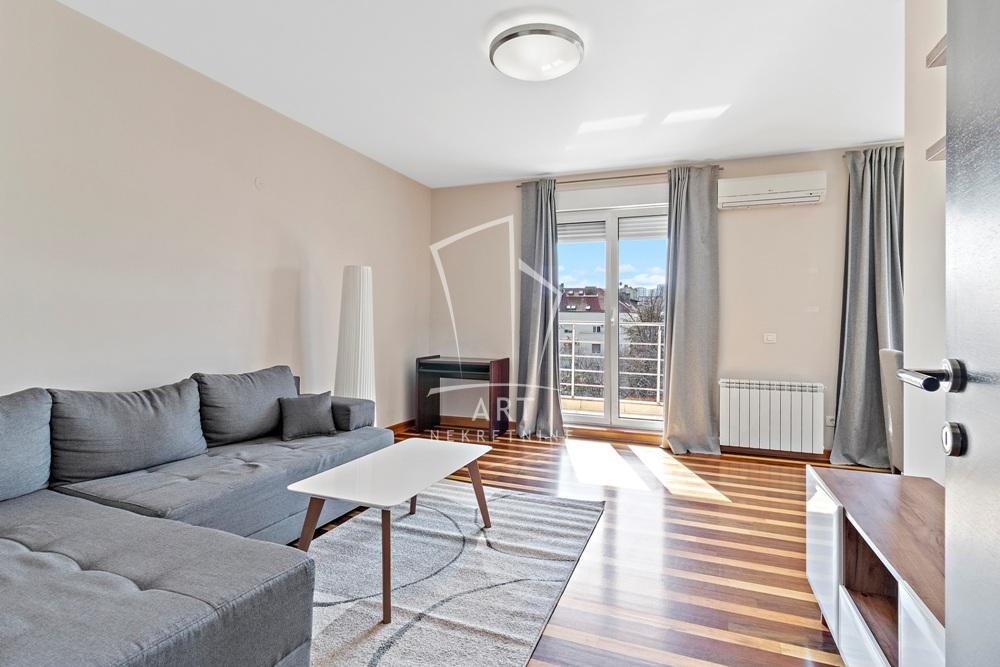 Slika 1 - Lomina, Dvosoban stan za izdavanje, 65m2, 1.000€