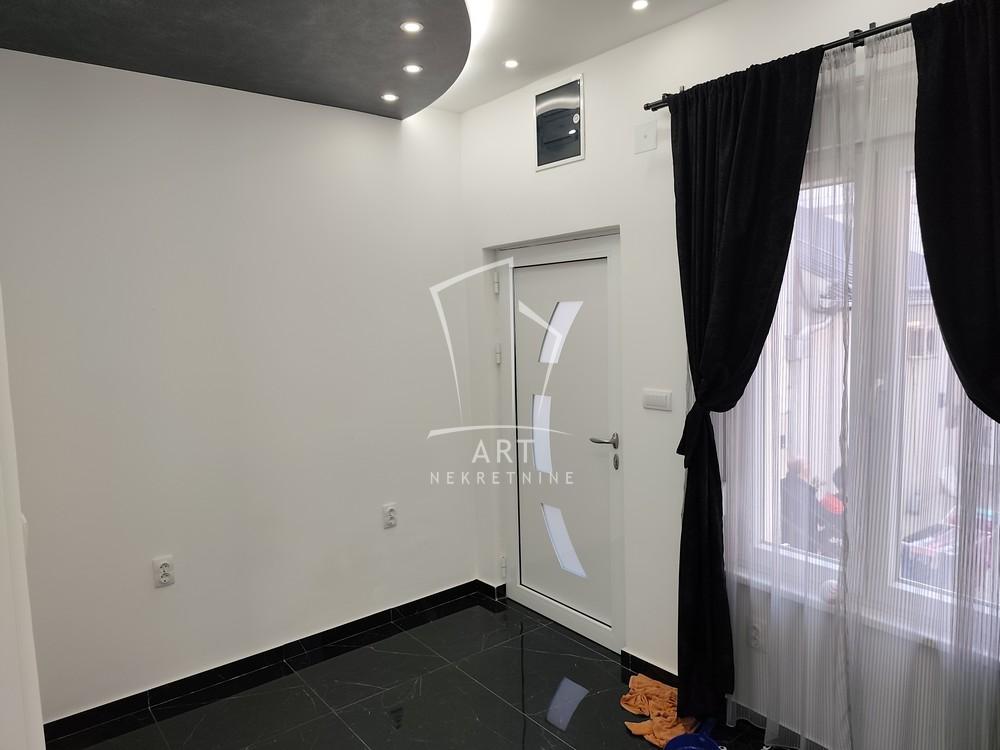 Slika 5 - Sinđelićeva, Petosoban stan za izdavanje, 52m2, 1.300€