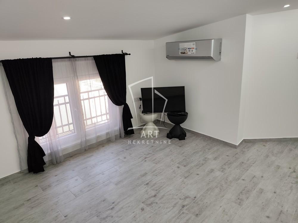 Glavna slika -Sinđelićeva, Petosoban stan za izdavanje, 52m2, 1.300€