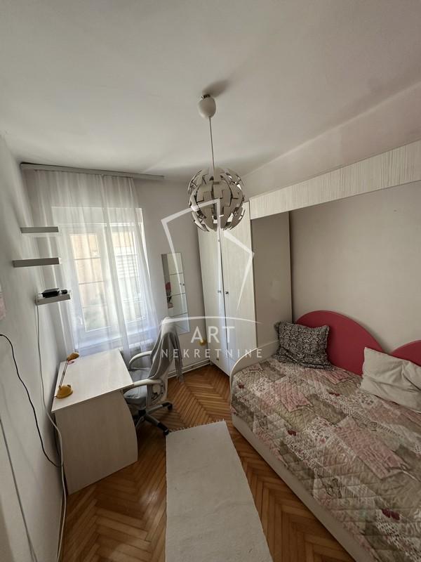 Slika 2 - Trnska, Dvoiposoban stan za izdavanje, 41m2, 600€