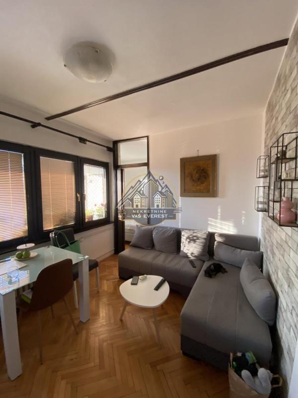 Slika 1 - Ustanička, Dvoiposoban stan na prodaju, 60m2, 187.000€