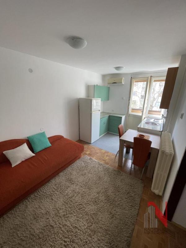 Glavna slika -BULEVAR KRALJA PETRA I, Jednoiposoban stan za izdavanje, 40m2, 300€