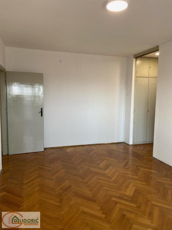 Slika 3 - 27. marta, Dvoiposoban stan na prodaju, 57m2, 250.000€