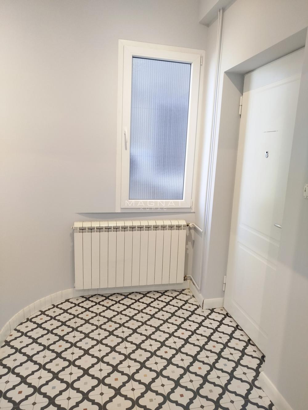 Slika 11 - Gospodar Jevremova, Dvoiposoban stan na prodaju, 72m2, 310.000€