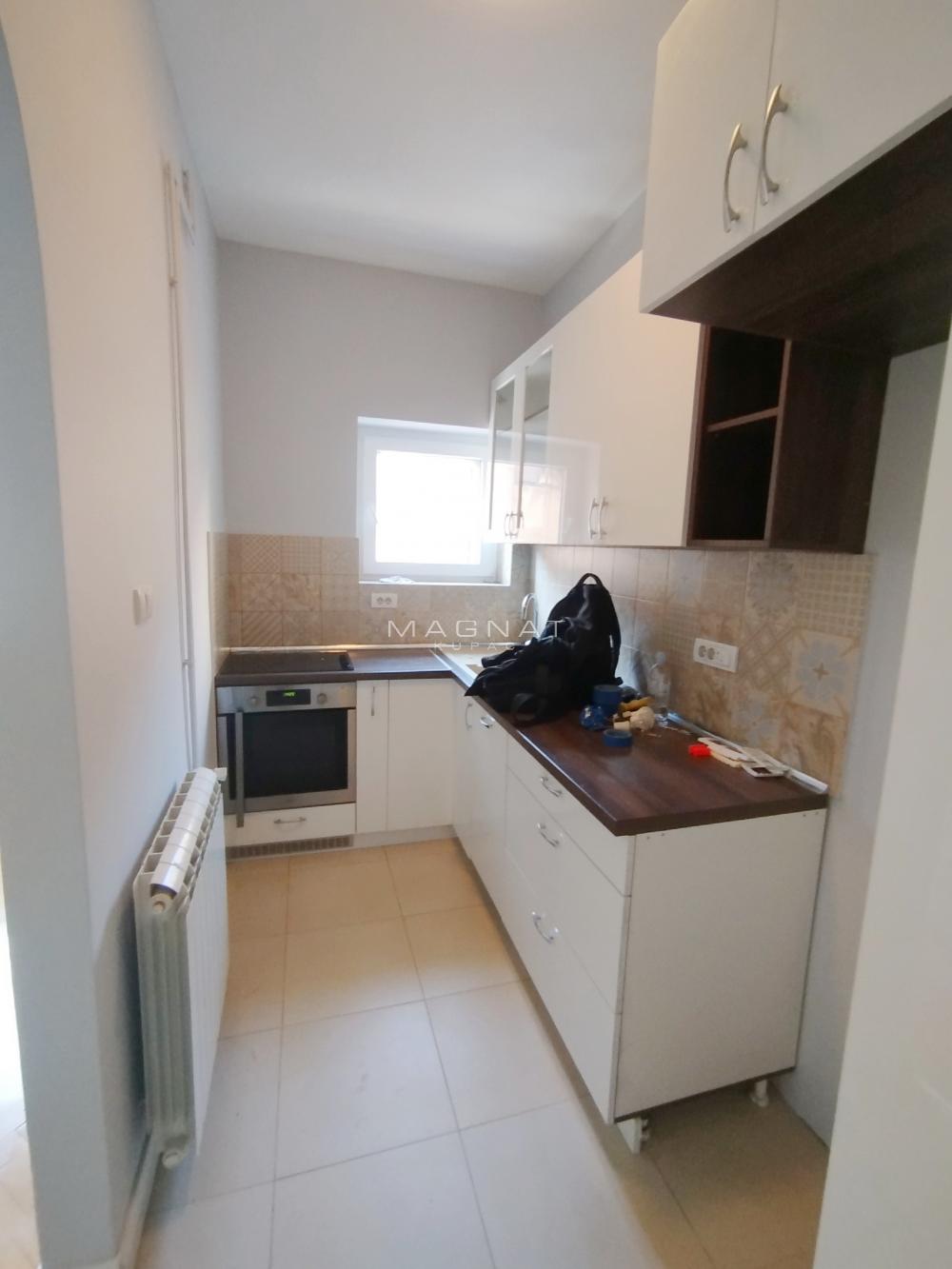 Slika 4 - Gospodar Jevremova, Dvoiposoban stan na prodaju, 72m2, 310.000€