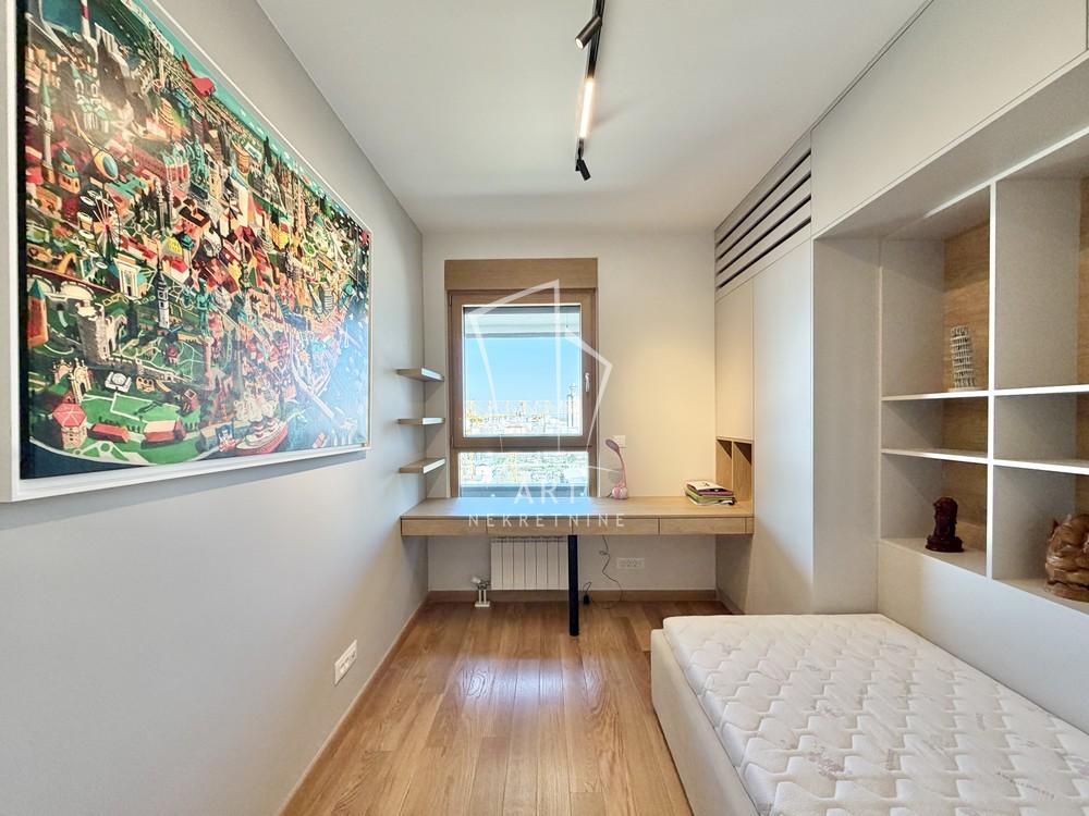 Slika 10 - Tadije Sondermajera, Trosoban stan za izdavanje, 98m2, 2.000€