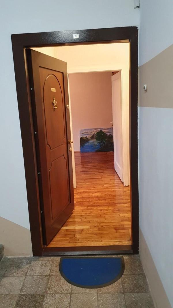 Slika 11 - Braće Grim, Dvosoban stan za izdavanje, 48m2, 800€