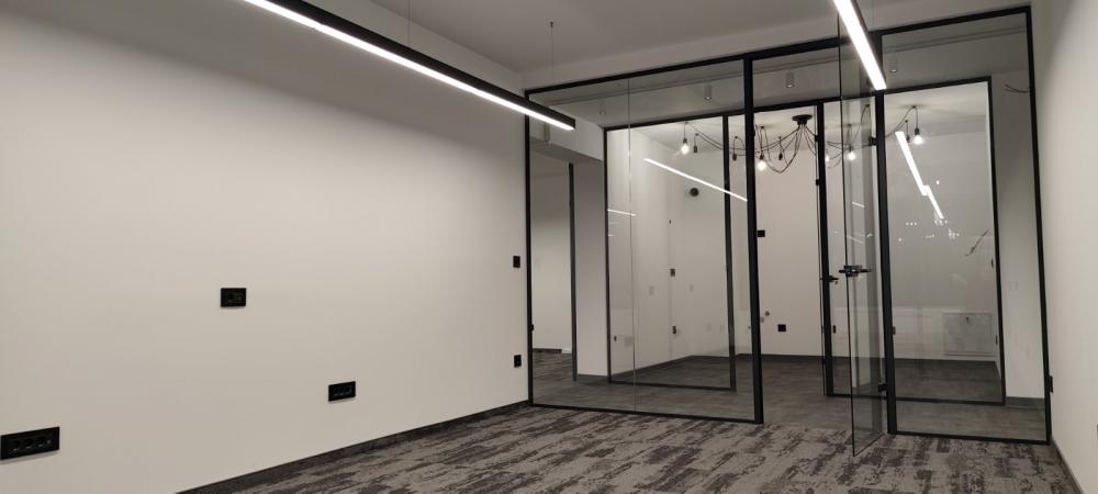 Slika 2 - Dragoslava Srejovića,  Lokal za izdavanje, 180m2, 2.880€