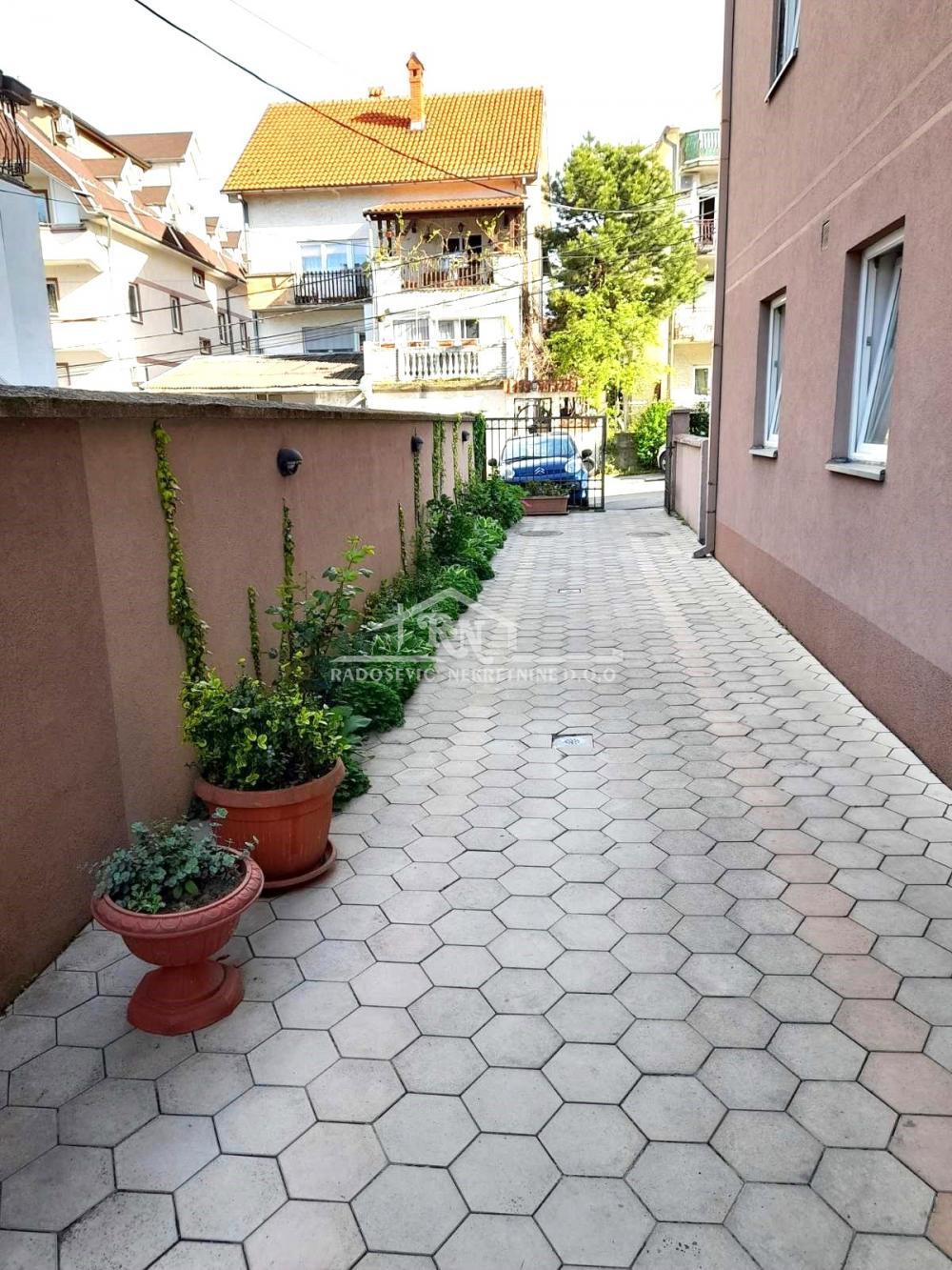 Glavna slika -Branka Cvetkovića, Jednoiposoban stan za izdavanje, 30m2, 350€