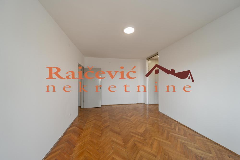 Slika 2 - 27. marta, Dvoiposoban stan na prodaju, 57m2, 250.000€