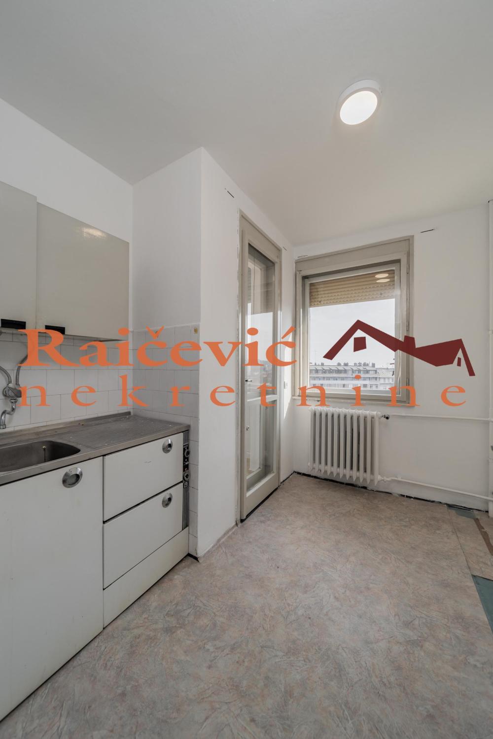 Slika 6 - 27. marta, Dvoiposoban stan na prodaju, 57m2, 250.000€