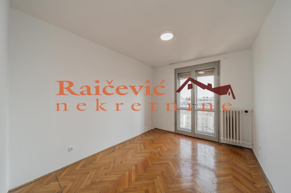 Slika 11 - 27. marta, Dvoiposoban stan na prodaju, 57m2, 250.000€