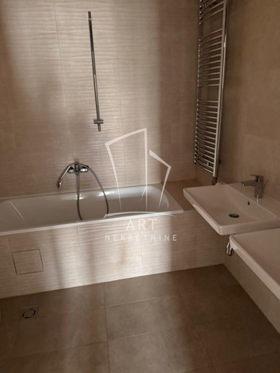 Slika 8 - Tadije Sondermajera, Četvorosoban stan za izdavanje, 106m2, 1.600€