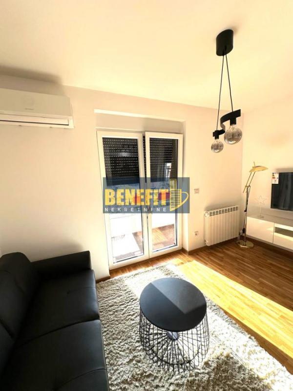 Slika 3 - Dvosoban stan za izdavanje, 50m2, 700€