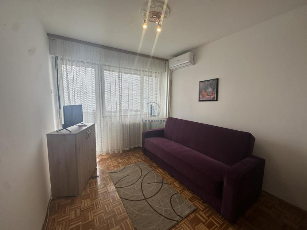 Slika 5 - Karađorđeva, Trosoban stan za izdavanje, 78m2, 760€