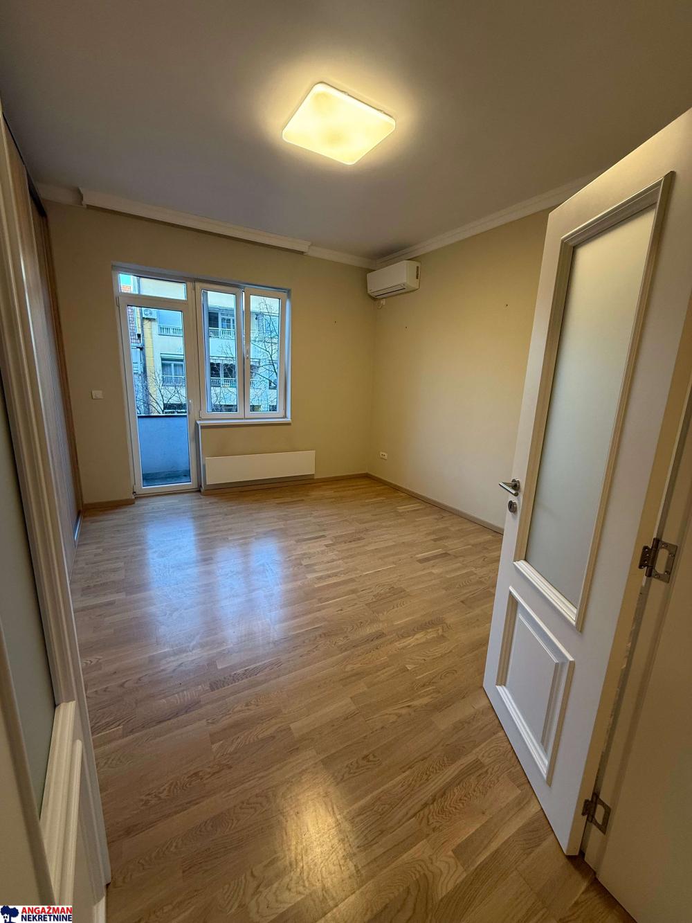 Slika 0 - Strahinjića Bana, Trosoban stan na prodaju, 56m2, 319.000€