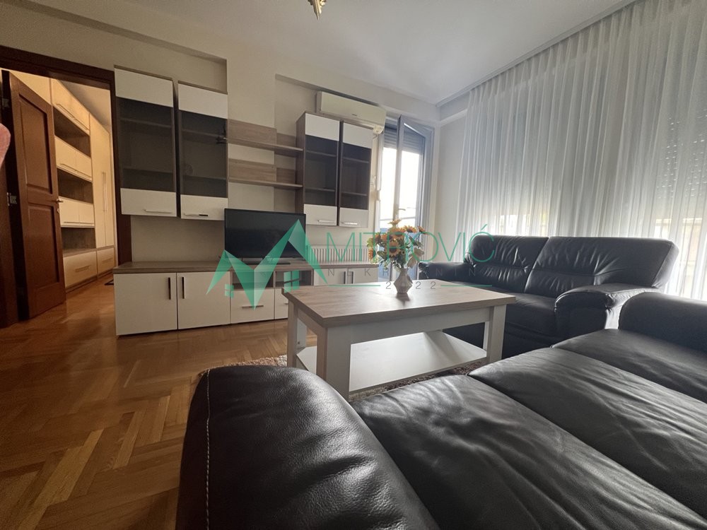 Slika 4 - Jednoiposoban stan za izdavanje, 44m2, 450€