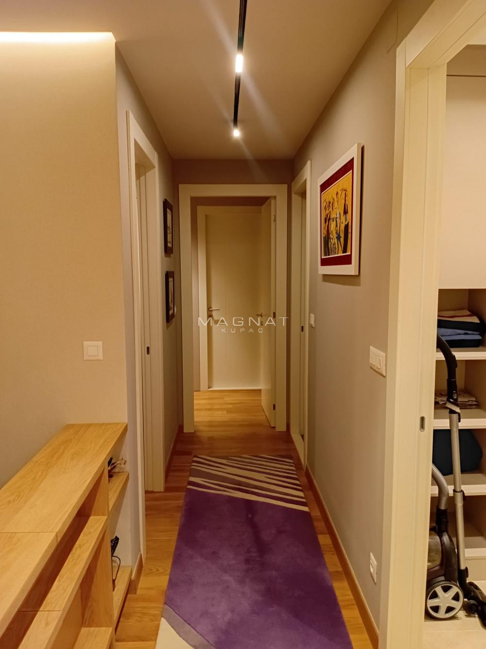 Slika 8 - Tadije Sondermajera, Trosoban stan za izdavanje, 98m2, 2.000€