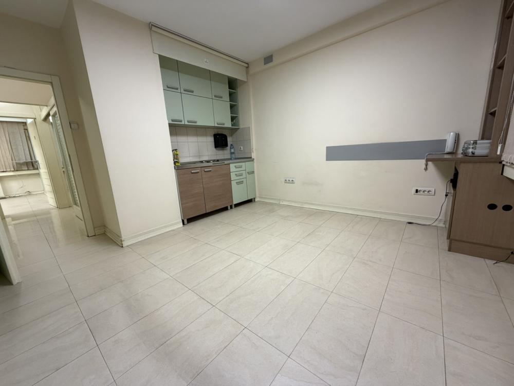 Slika 3 - Tiršova, Trosoban stan za izdavanje, 78m2, 1.100€