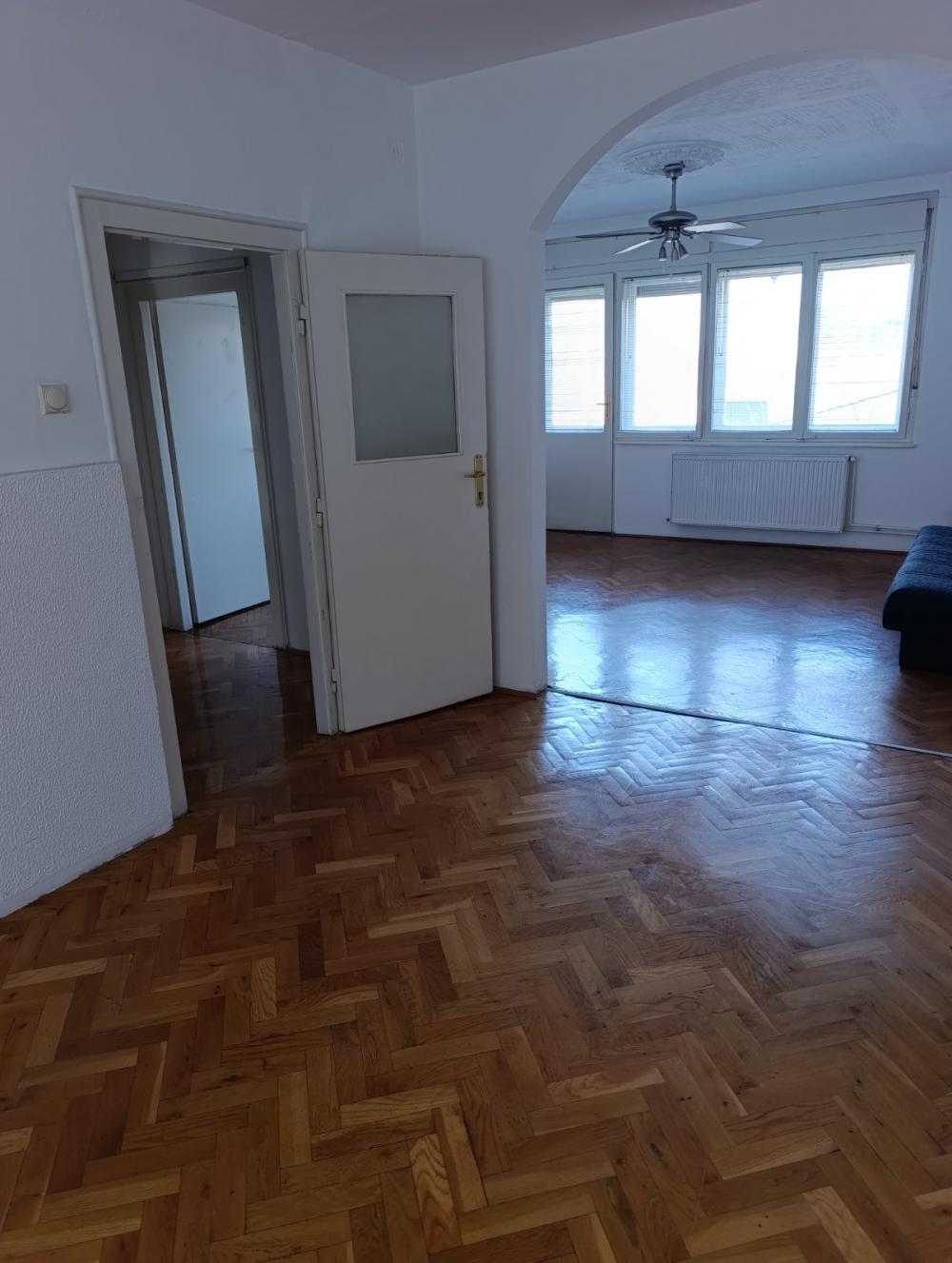 Slika 2 - Rajka Mitića,  Kuća za izdavanje, 176m2, 2.000€