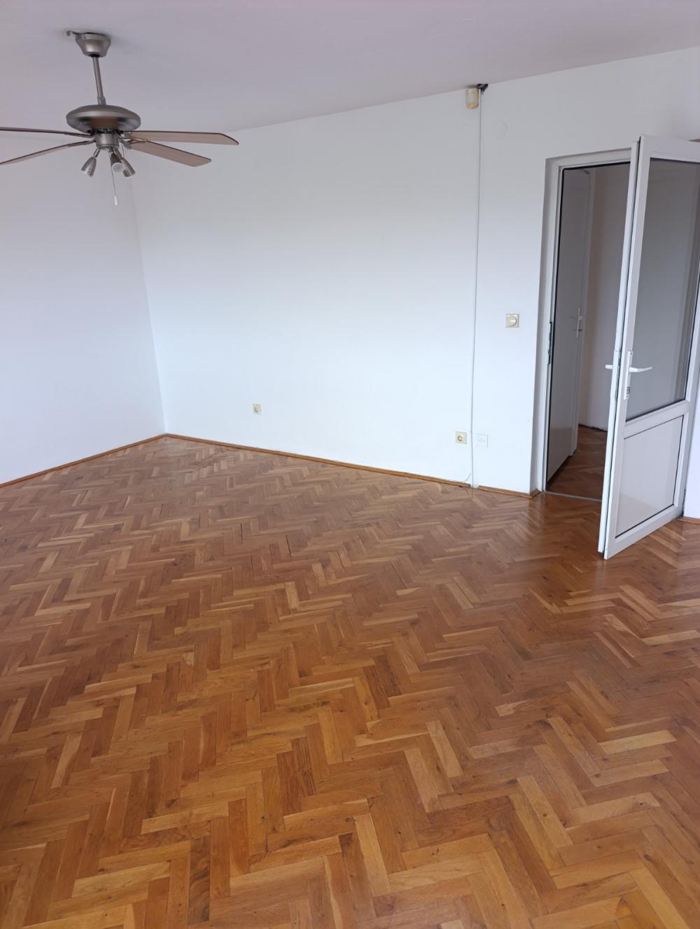 Slika 5 - Rajka Mitića,  Kuća za izdavanje, 176m2, 2.000€