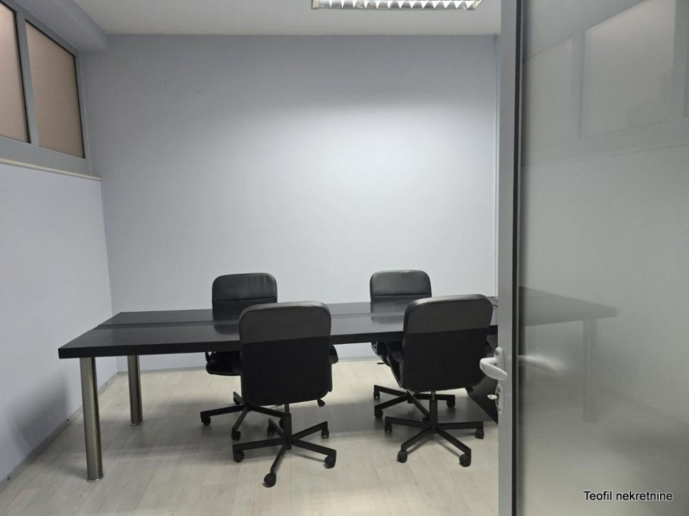 Slika 3 - Makenzijeva,  Lokal za izdavanje, 145m2, 1.500€