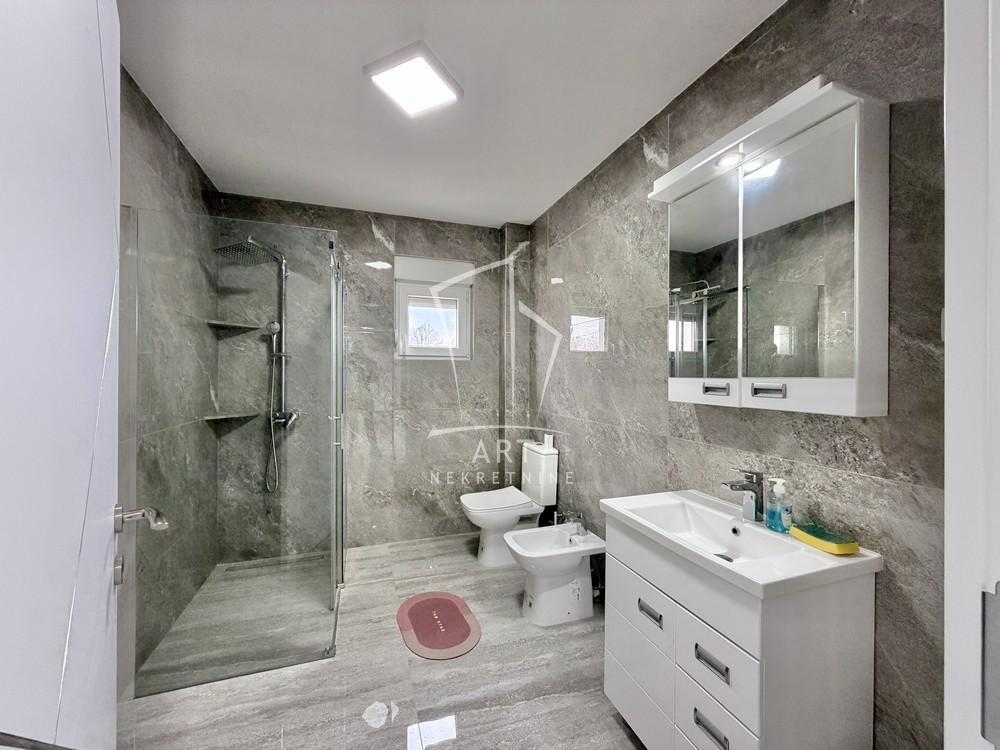 Slika 9 - Timočki put,  Kuća na prodaju, 129m2, 275.000€