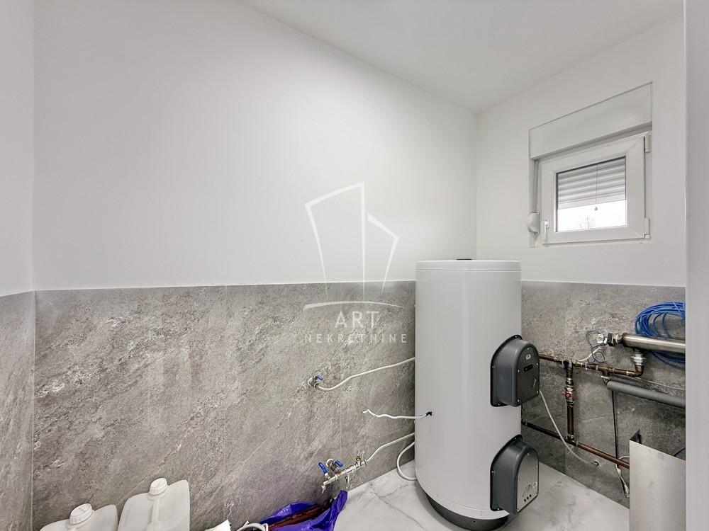 Slika 11 - Timočki put,  Kuća na prodaju, 129m2, 275.000€