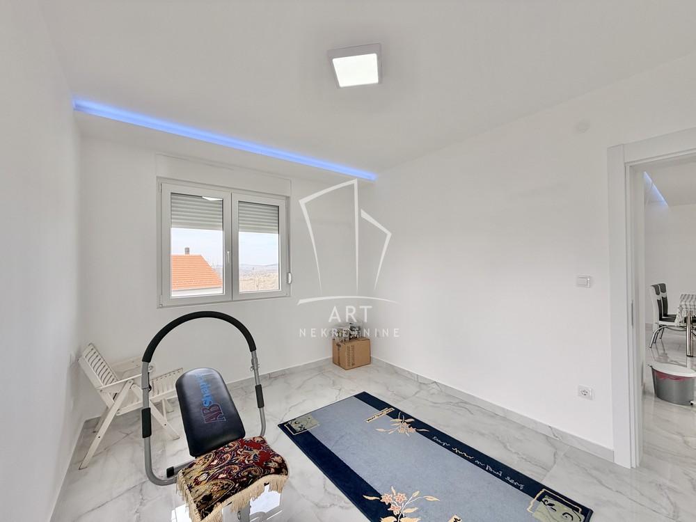 Slika 2 - Timočki put,  Kuća na prodaju, 129m2, 275.000€