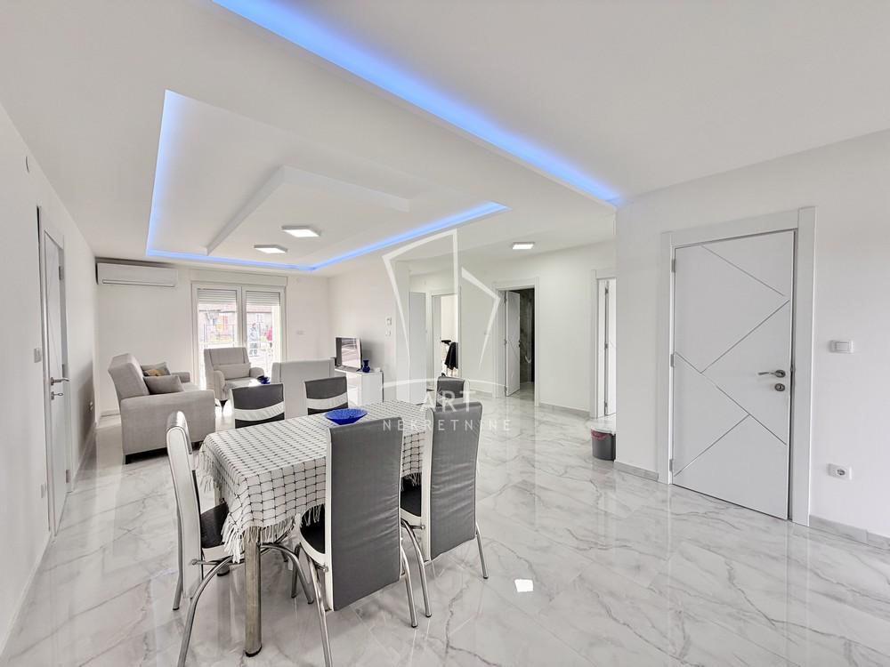 Glavna slika -Timočki put,  Kuća na prodaju, 129m2, 275.000€