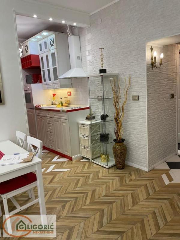 Slika 4 - Majke Jevrosime, Trosoban stan na prodaju, 69m2, 440.000€