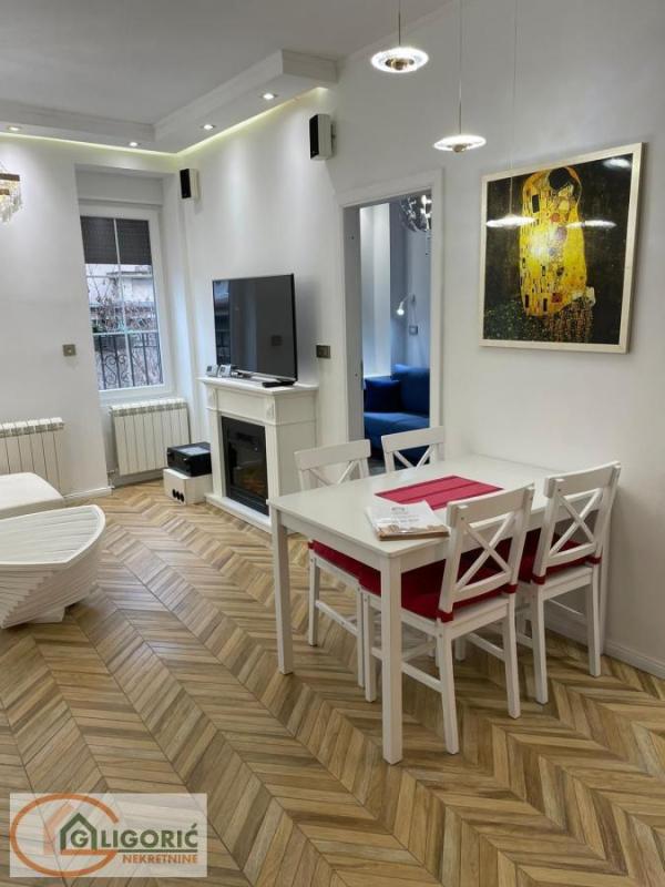 Slika 3 - Majke Jevrosime, Trosoban stan na prodaju, 69m2, 440.000€