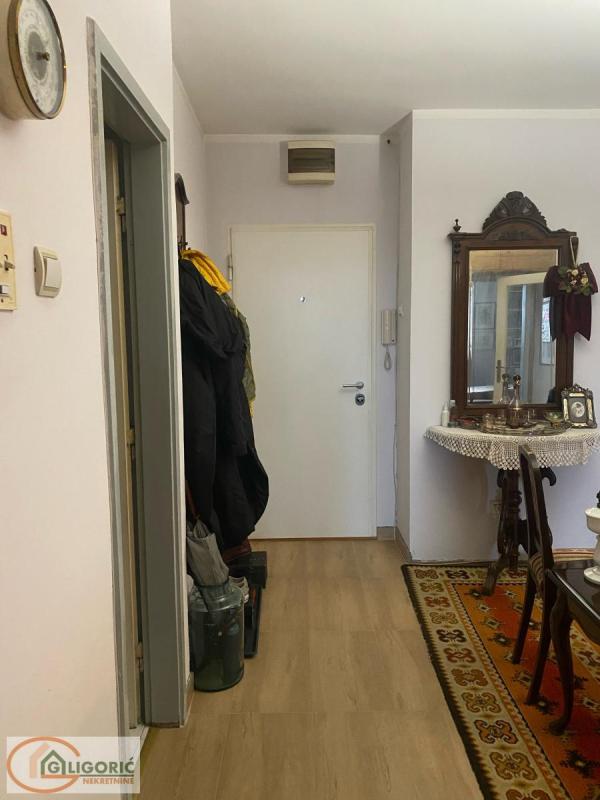 Slika 7 - Bulevar Mihajla Pupina, Četvorosoban stan na prodaju, 99m2, 396.000€