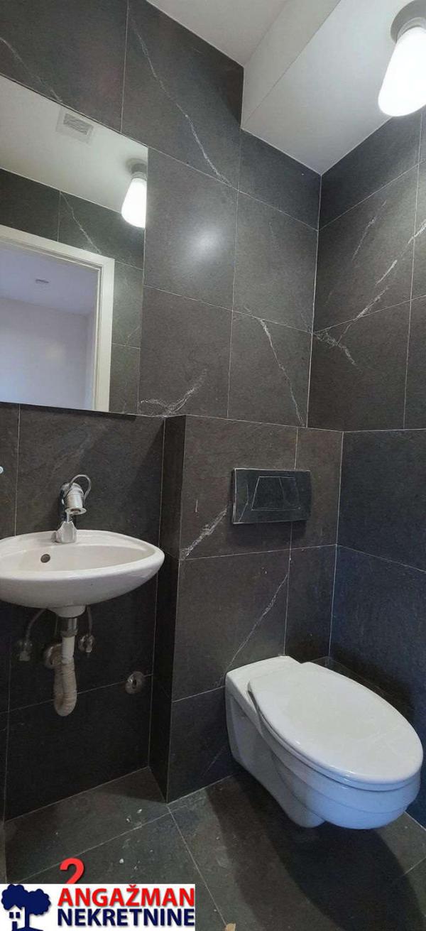 Slika 0 - Prve pruge, Petosoban stan na prodaju, 155m2, 590.000€