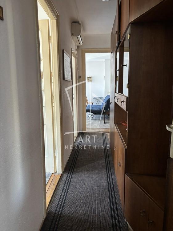 Slika 3 - Ulcinjska, Jednoiposoban stan za izdavanje, 40m2, 350€