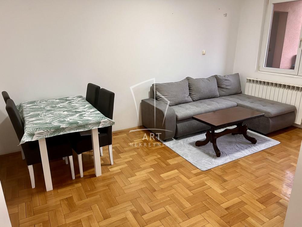 Slika 1 - Braće Jerković, Dvosoban stan za izdavanje, 37m2, 400€