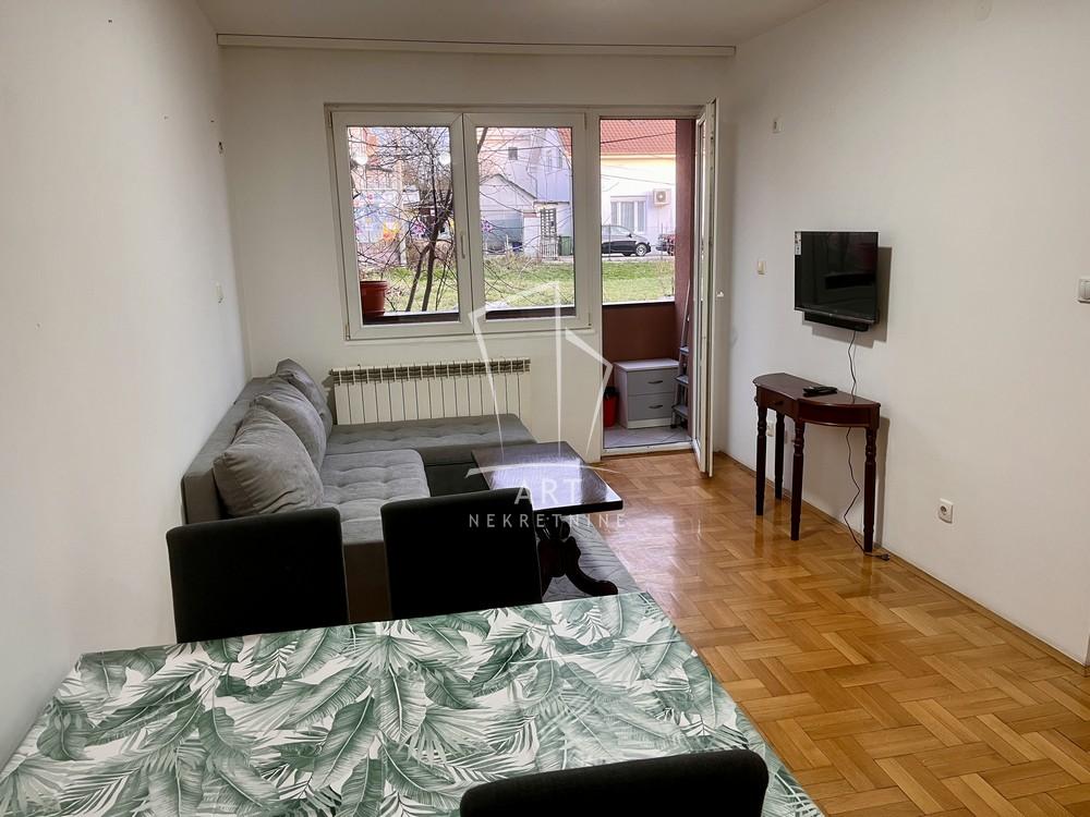 Slika 2 - Braće Jerković, Dvosoban stan za izdavanje, 37m2, 400€