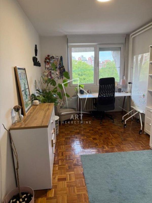 Slika 6 - Paunova, Trosoban stan za izdavanje, 81m2, 700€