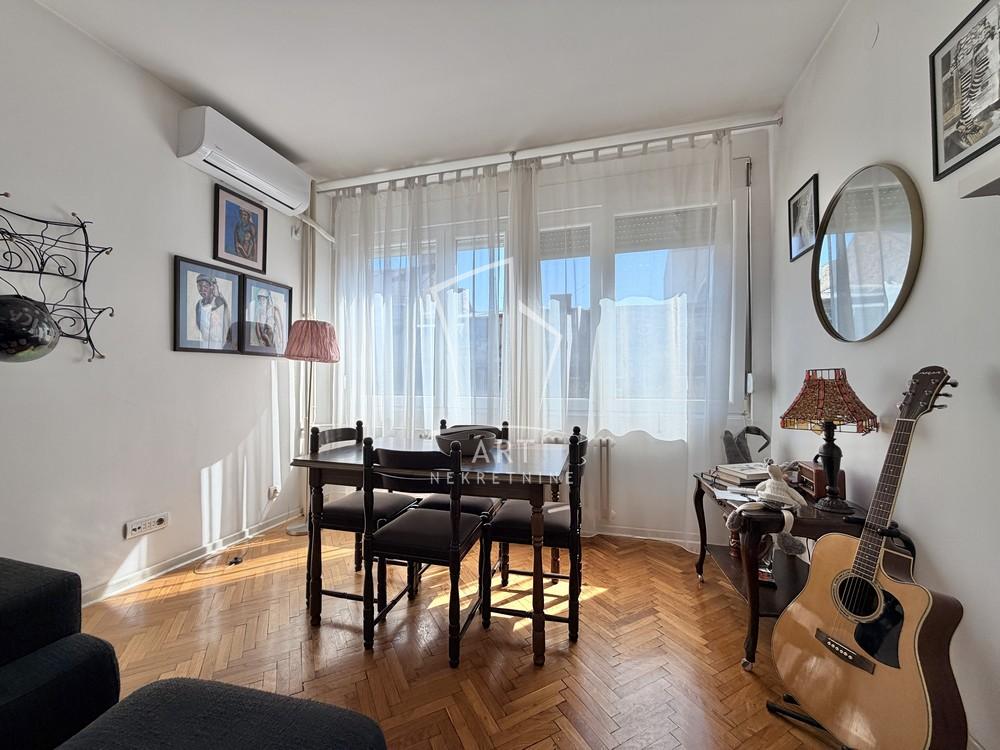 Slika 3 - Resavska, Jednoiposoban stan za izdavanje, 70m2, 1.300€