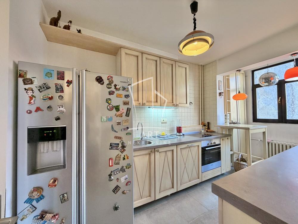 Slika 4 - Resavska, Jednoiposoban stan za izdavanje, 70m2, 1.300€