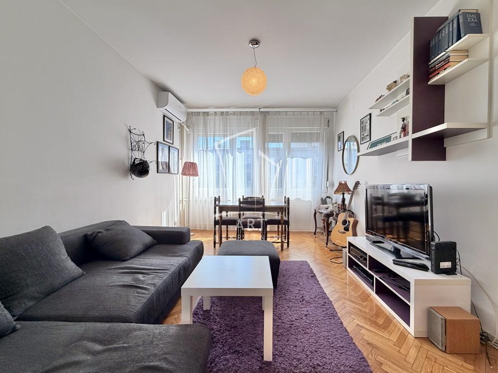 Glavna slika -Resavska, Jednoiposoban stan za izdavanje, 70m2, 1.300€