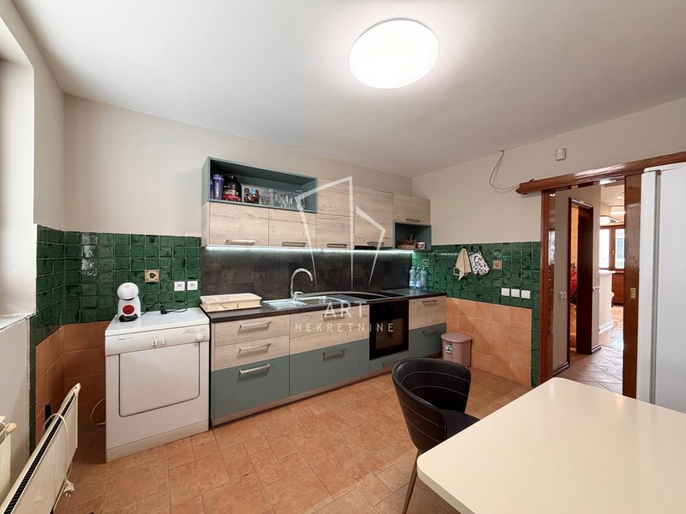 Slika 8 - Mihaila Šolohova, Petosoban stan na prodaju, 180m2, 300.000€